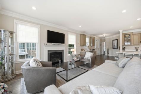 11 Lee Drive Morris NJ 07960