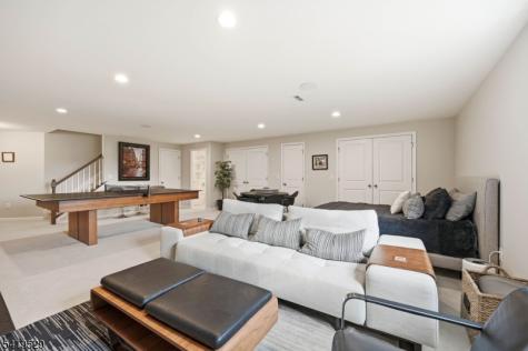 11 Lee Drive Morris NJ 07960