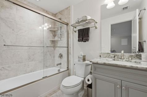 11 Lee Drive Morris NJ 07960