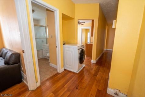 81 Romaine Ave Apt 2l Jersey City NJ 07306