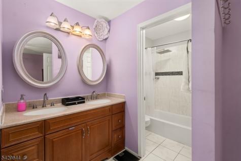 327 Smithwold Road Franklin NJ 08873