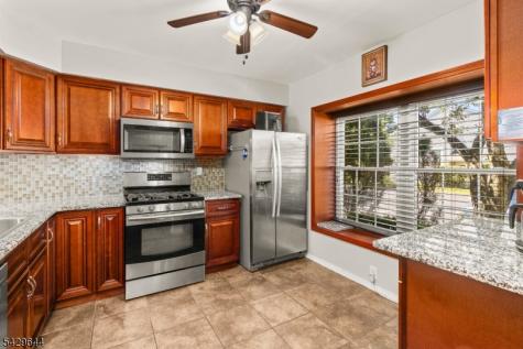327 Smithwold Road Franklin NJ 08873