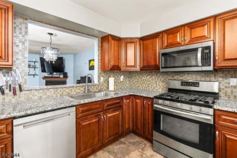 327 Smithwold Road Franklin NJ 08873