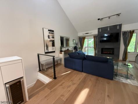50 Red Oak Terrace Jefferson NJ 07438