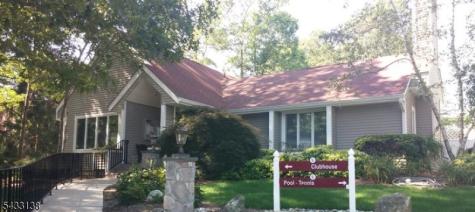 50 Red Oak Terrace Jefferson NJ 07438