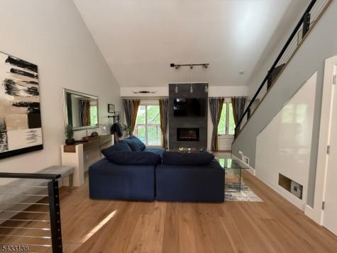 50 Red Oak Terrace Jefferson NJ 07438