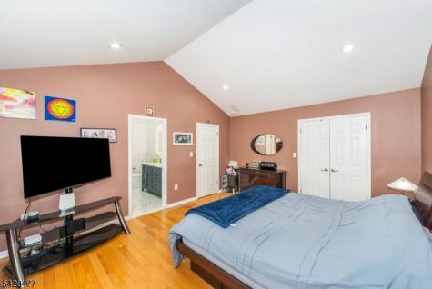 10 Gannet Court Wayne NJ 07470
