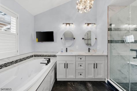 21 Dorchester Drive Bernards NJ 07920