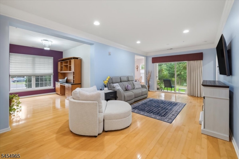 2101 Neville Court Franklin NJ 08873