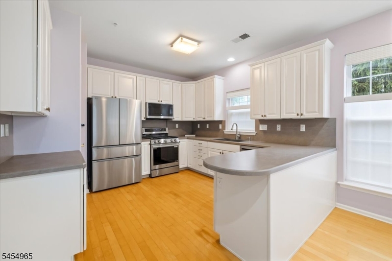 2101 Neville Court Franklin NJ 08873
