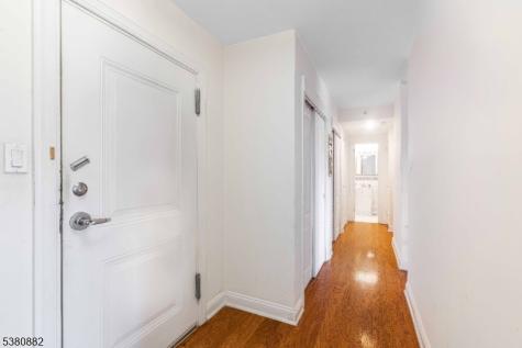 60 Parkway Drive East Orange NJ 07017