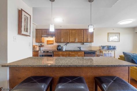 60 Parkway Drive East Orange NJ 07017