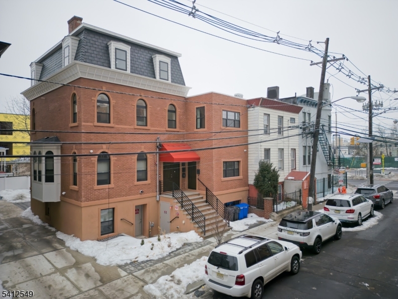 133 Clifton Place Jersey City NJ 07304