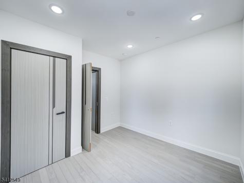 133 Clifton Place Jersey City NJ 07304