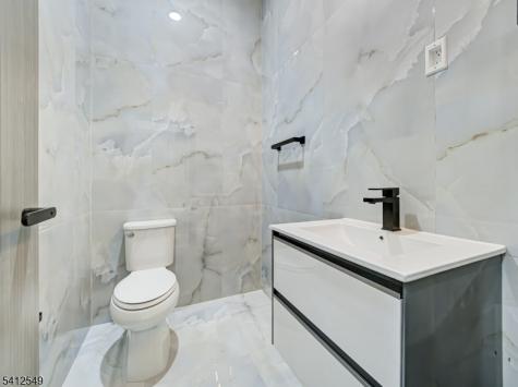 133 Clifton Place Jersey City NJ 07304
