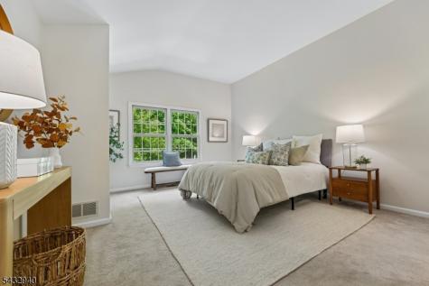 32 Kent Drive Roseland NJ 07068