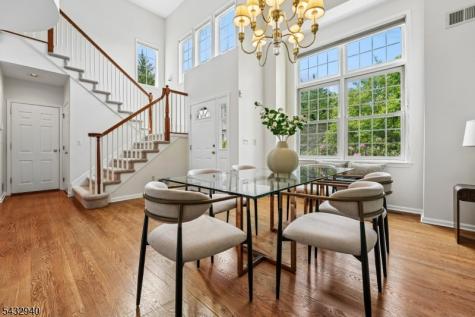 32 Kent Drive Roseland NJ 07068