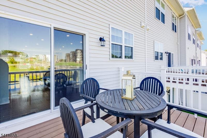 11 Bedford Way East Hanover NJ 07936