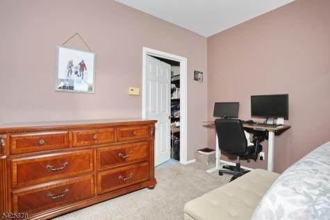 1314 Richmond Road West Milford NJ 07480