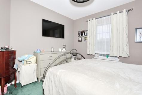 1314 Richmond Road West Milford NJ 07480