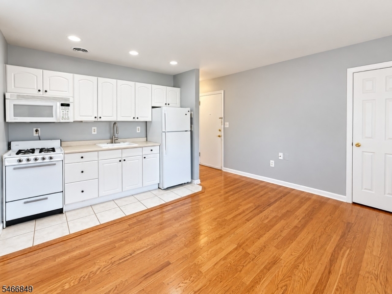640 Franklin Avenue Nutley NJ 07110