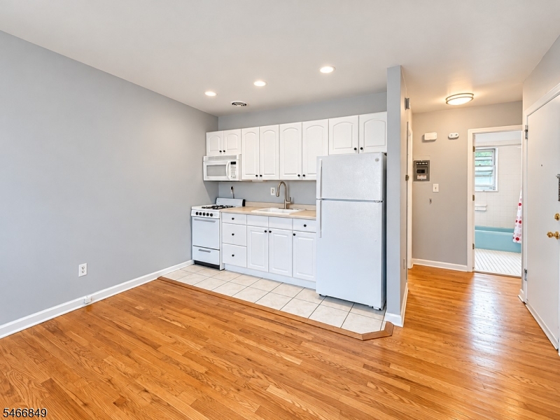 640 Franklin Avenue Nutley NJ 07110