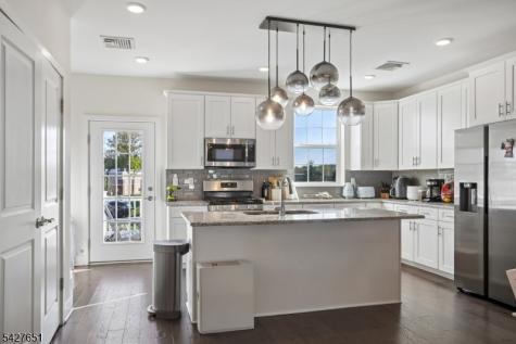 26 Colgate Drive Morris NJ 07960