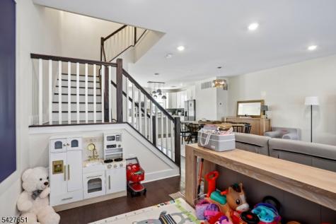 26 Colgate Drive Morris NJ 07960