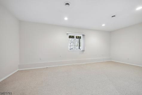 8 Village Green Court South Orange Village NJ 07079