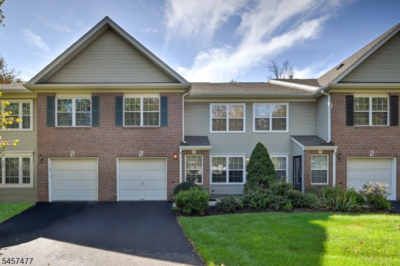 103 Cricket Hill Circle South Brunswick NJ 08540