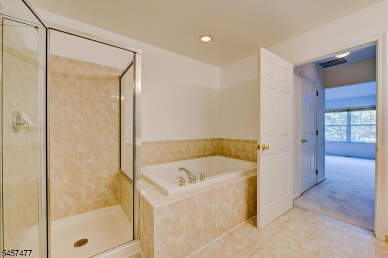 103 Cricket Hill Circle South Brunswick NJ 08540