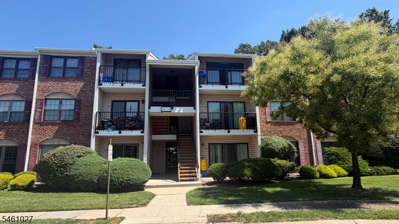 500 Danbury Lane East Brunswick NJ 08816