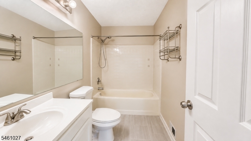500 Danbury Lane East Brunswick NJ 08816