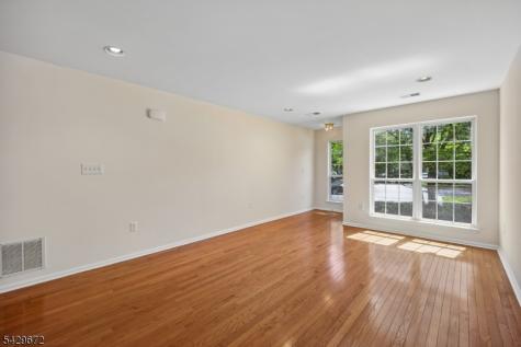 72 Dorchester Drive Bernards NJ 07920