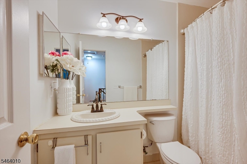 26 Townsend Court Franklin NJ 08823