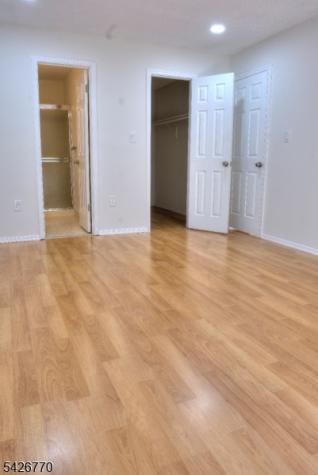 8 Amethyst Way Franklin NJ 08823