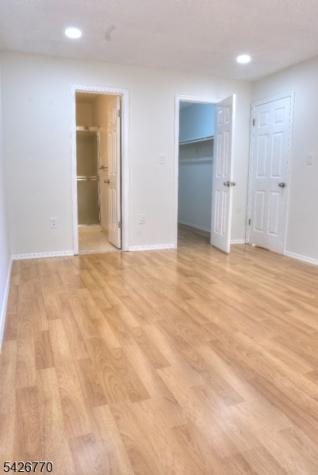 8 Amethyst Way Franklin NJ 08823