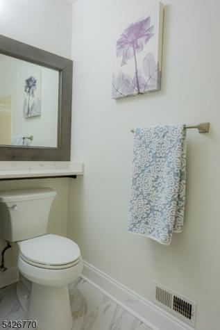 8 Amethyst Way Franklin NJ 08823