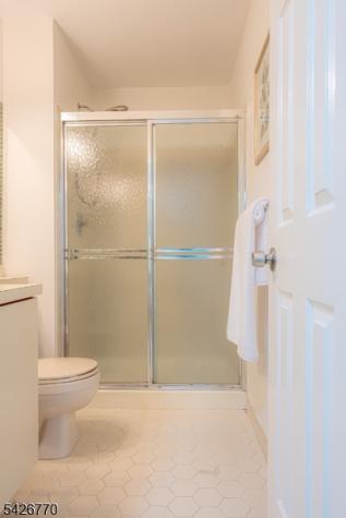 8 Amethyst Way Franklin NJ 08823