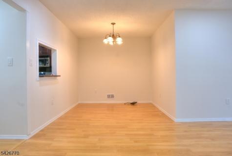 8 Amethyst Way Franklin NJ 08823