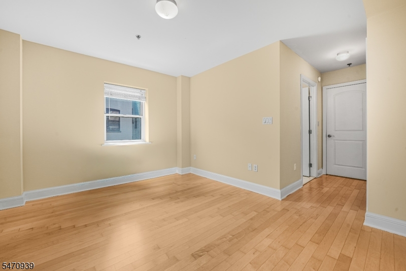 70 S Munn Avenue East Orange NJ 07018