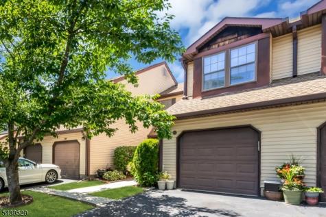 107 Bayberry Drive Franklin NJ 08873