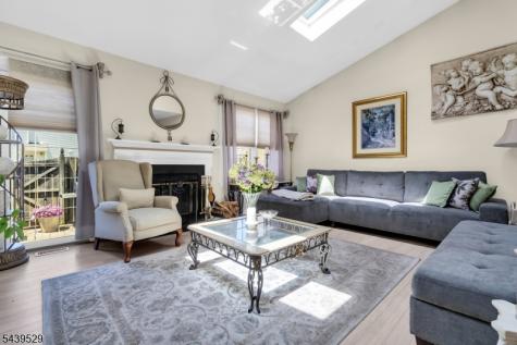 107 Bayberry Drive Franklin NJ 08873