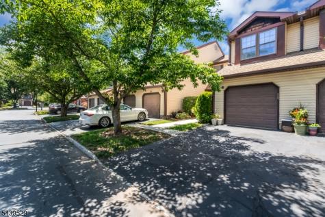 107 Bayberry Drive Franklin NJ 08873