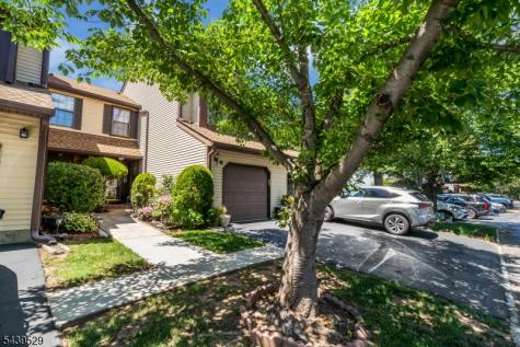 107 Bayberry Drive Franklin NJ 08873