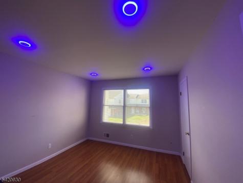154 S 6th Avenue Manville NJ 08835