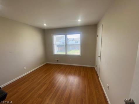 154 S 6th Avenue Manville NJ 08835