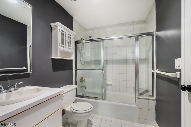 518 Gregory Avenue 425 Weehawken NJ 07086