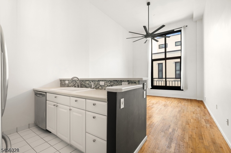 518 Gregory Avenue 425 Weehawken NJ 07086