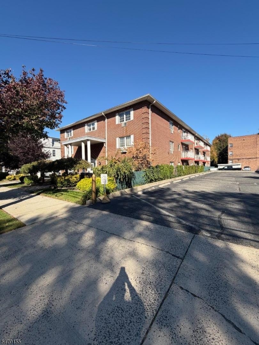 129 W 33rd Street Bayonne NJ 07002